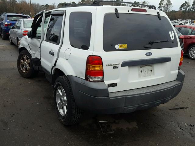 1FMYU93Z37KB19127 - 2007 FORD ESCAPE XLT WHITE photo 3