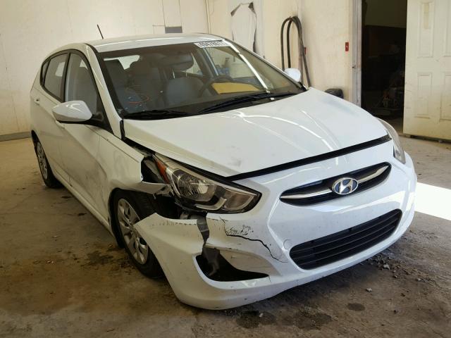 KMHCT5AE3FU220614 - 2015 HYUNDAI ACCENT GS WHITE photo 1