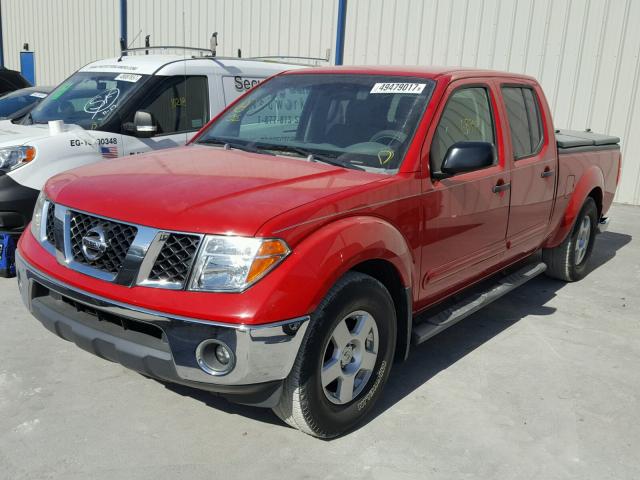 1N6AD09U17C437221 - 2007 NISSAN FRONTIER C RED photo 2