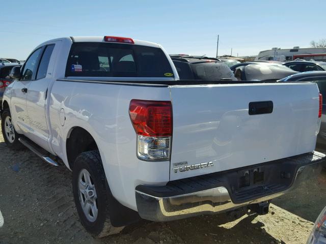 5TFRM5F12DX057192 - 2013 TOYOTA TUNDRA DOU WHITE photo 3