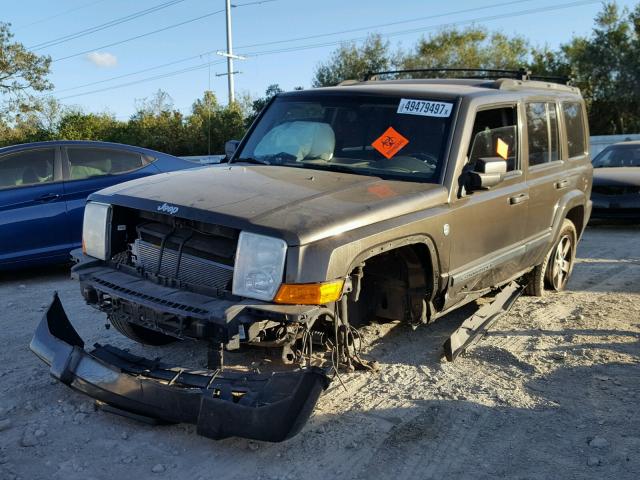 1J8HG48N76C246582 - 2006 JEEP COMMANDER BROWN photo 2