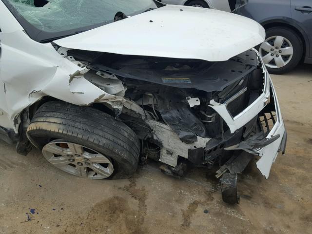 1GNLRFED5AS100724 - 2010 CHEVROLET TRAVERSE L WHITE photo 9