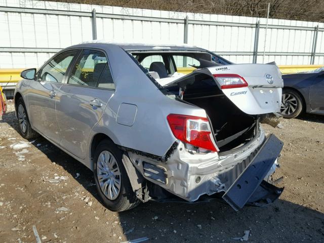 4T1BF1FK3EU452803 - 2014 TOYOTA CAMRY L SILVER photo 3