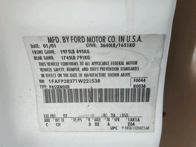 1FAFP38371W228538 - 2001 FORD FOCUS ZTS WHITE photo 10