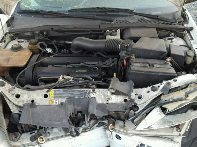 1FAFP38371W228538 - 2001 FORD FOCUS ZTS WHITE photo 7