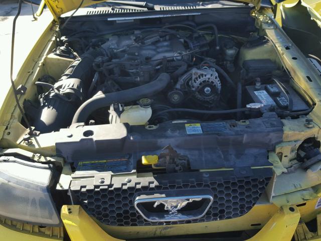 1FAFP40482F142764 - 2002 FORD MUSTANG YELLOW photo 7