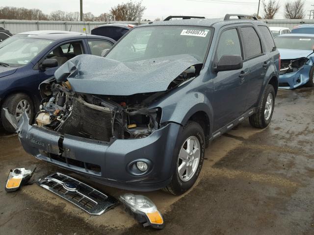 1FMCU0D71BKB36374 - 2011 FORD ESCAPE XLT BLUE photo 2