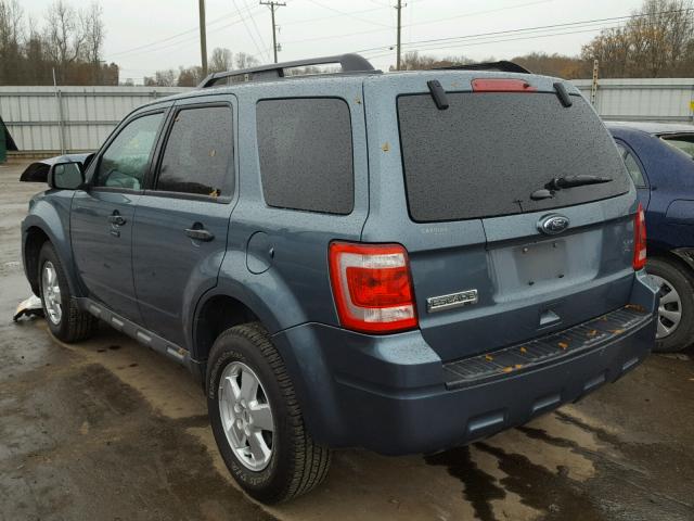 1FMCU0D71BKB36374 - 2011 FORD ESCAPE XLT BLUE photo 3