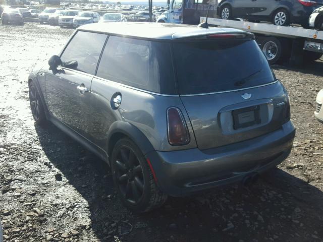 WMWRE33546TN29425 - 2006 MINI COOPER S GRAY photo 3