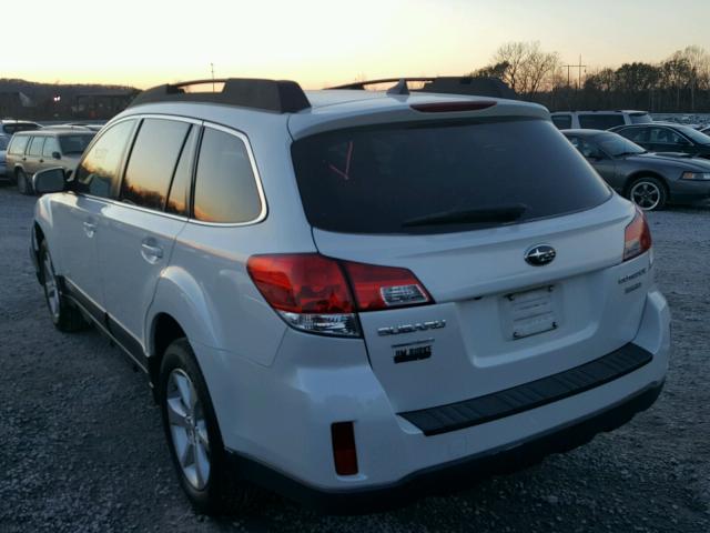 4S4BRDKC5D2202108 - 2013 SUBARU OUTBACK 3. WHITE photo 3