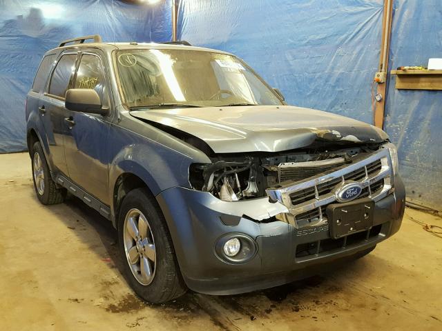 1FMCU9D71BKA79789 - 2011 FORD ESCAPE XLT BLUE photo 1