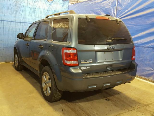 1FMCU9D71BKA79789 - 2011 FORD ESCAPE XLT BLUE photo 3