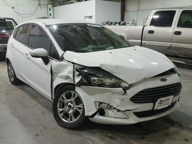 3FADP4EJ7EM125593 - 2014 FORD FIESTA SE WHITE photo 1