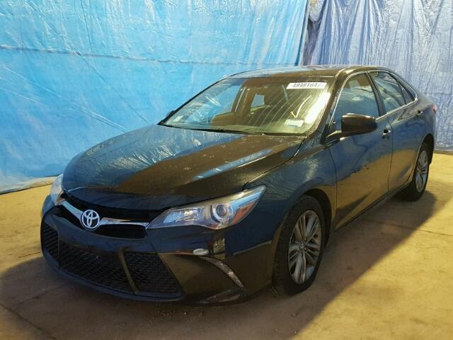 4T1BF1FK7HU331180 - 2017 TOYOTA CAMRY LE BLACK photo 2