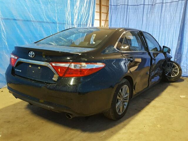 4T1BF1FK7HU331180 - 2017 TOYOTA CAMRY LE შავი ფოტო 4