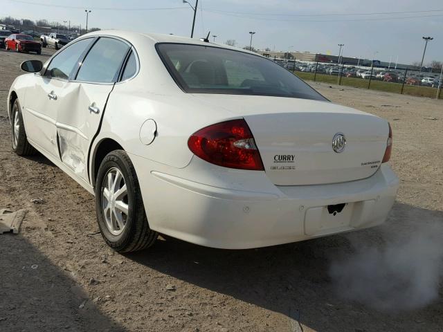 2G4WD582061256617 - 2006 BUICK LACROSSE C WHITE photo 3