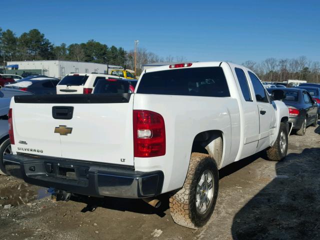 2GCEC19J281202630 - 2008 CHEVROLET SILVERADO WHITE photo 4