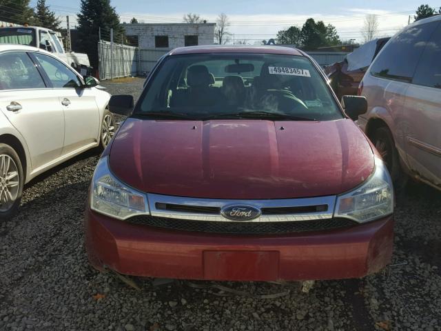 1FAHP35N49W240124 - 2009 FORD FOCUS SE RED photo 9