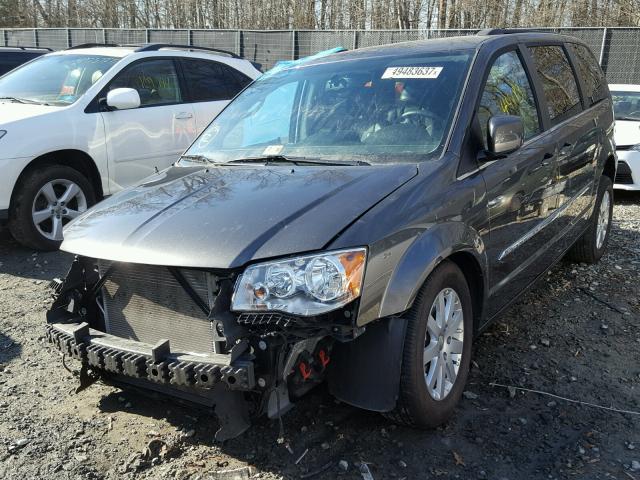 2C4RC1BG6GR292221 - 2016 CHRYSLER TOWN & COU GRAY photo 2