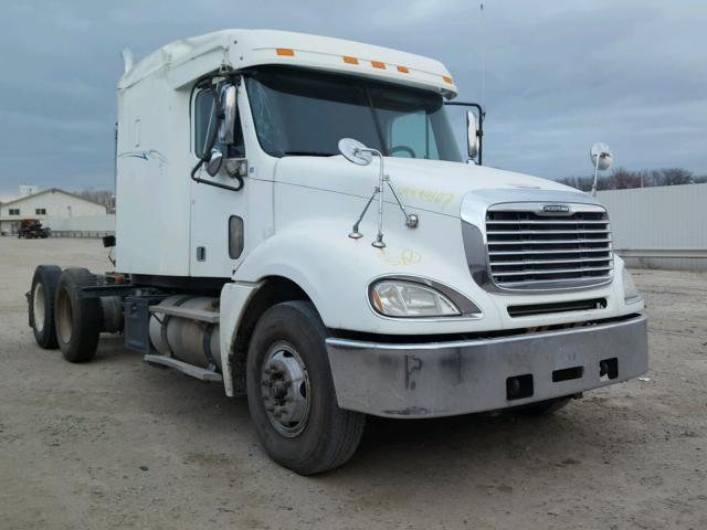 1FUJA6CK67LW75970 - 2007 FREIGHTLINER CONVENTION WHITE photo 1