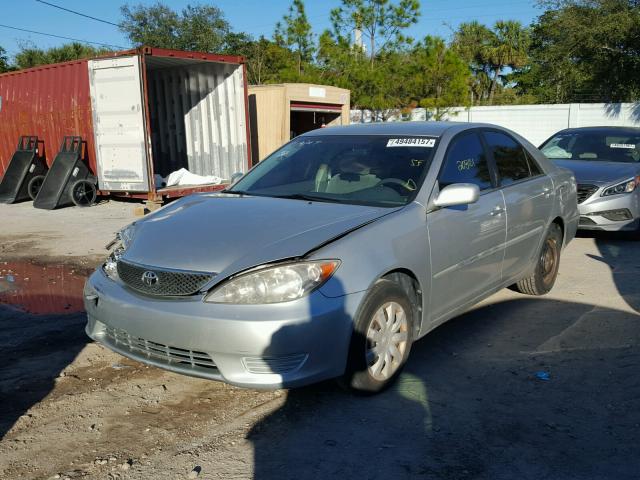4T1BE32K56U691758 - 2006 TOYOTA CAMRY LE GRAY photo 2