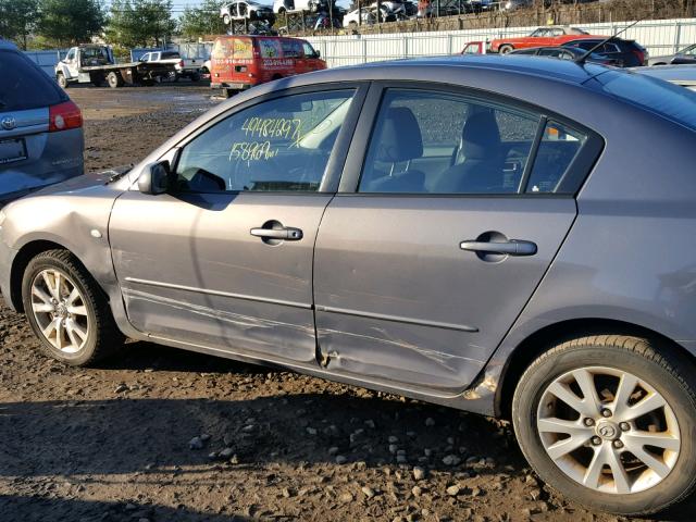 JM1BK32G681880092 - 2008 MAZDA 3 I GRAY photo 9