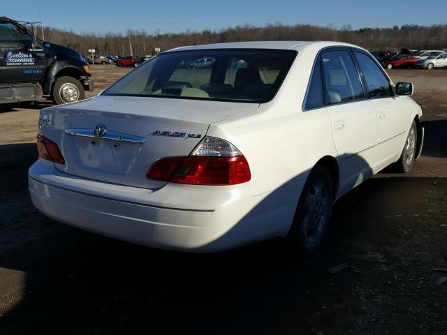 4T1BF28B83U295639 - 2003 TOYOTA AVALON XL WHITE photo 4