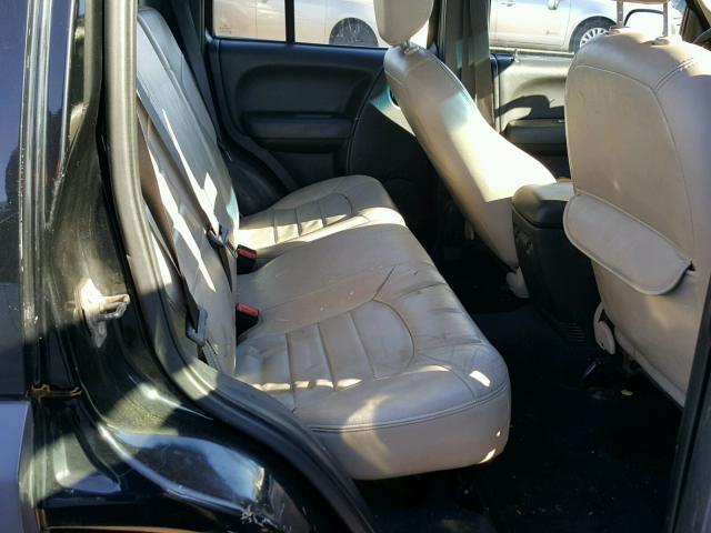 1J4GL48K64W283617 - 2004 JEEP LIBERTY SP BLACK photo 6