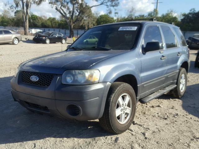 1FMYU02Z25KB93813 - 2005 FORD ESCAPE XLS BLUE photo 2