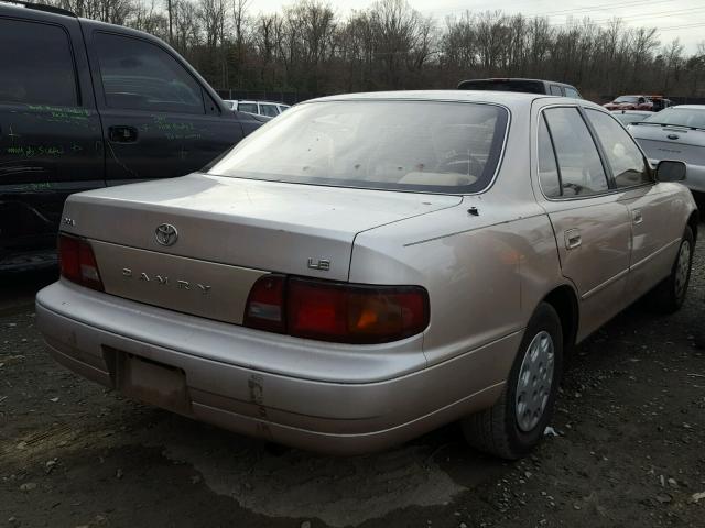 4T1SK12E3SU499823 - 1995 TOYOTA CAMRY LE GRAY photo 4