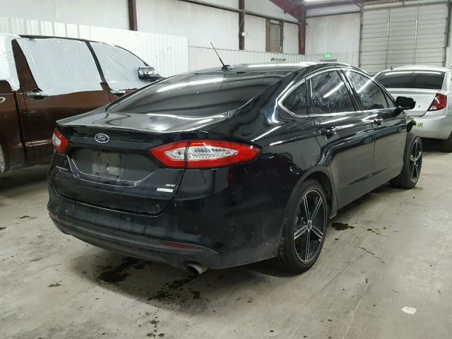 3FA6P0HD9GR341006 - 2016 FORD FUSION SE BLACK photo 4