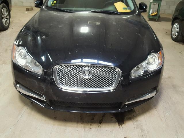 SAJWA0FB5BLS02092 - 2011 JAGUAR XF BLACK photo 7