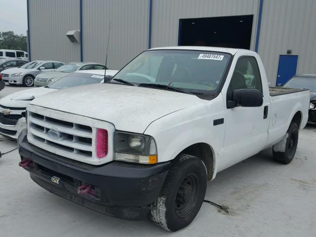 1FTSF30L43EA41032 - 2003 FORD F350 SRW S WHITE photo 2