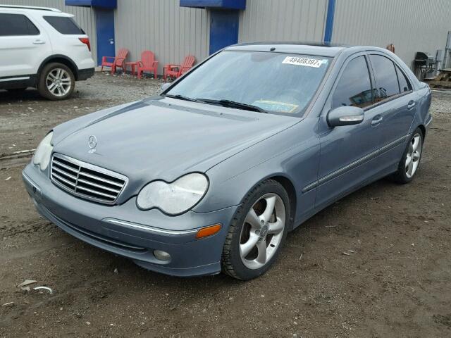 WDBRF40JX4F514803 - 2004 MERCEDES-BENZ C 230K SPO BLUE photo 2