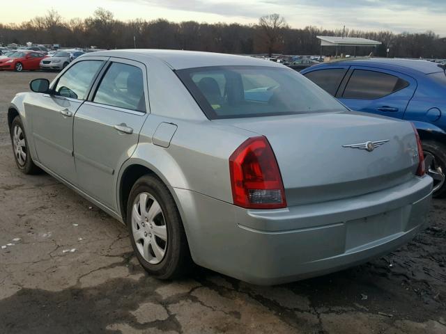 2C3LA43R96H336413 - 2006 CHRYSLER 300 GREEN photo 3