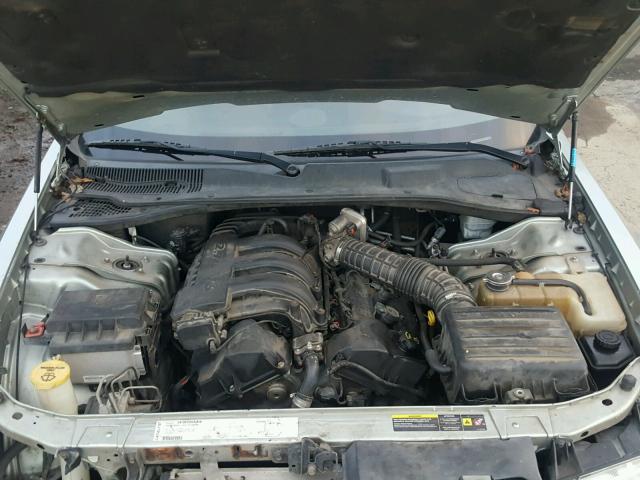 2C3LA43R96H336413 - 2006 CHRYSLER 300 GREEN photo 7