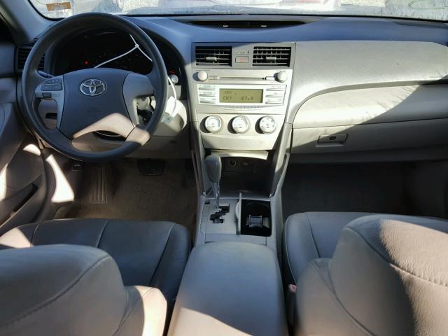 4T1BE46K57U537343 - 2007 TOYOTA CAMRY NEW SILVER photo 9
