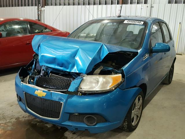 KL1TD66E39B629123 - 2009 CHEVROLET AVEO LS GREEN photo 2
