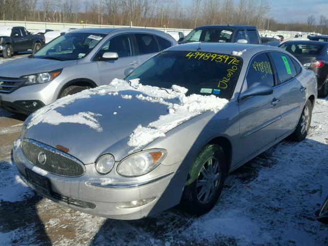 2G4WD532851210863 - 2005 BUICK LACROSSE C SILVER photo 2