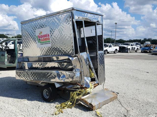 LCAUS04123T336798 - 2003 FOOD TRAILER SILVER photo 3