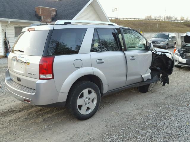 5GZCZ63427S842517 - 2007 SATURN VUE SILVER photo 4