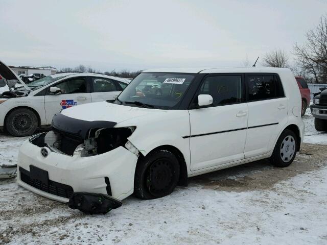 JTLZE4FE3CJ001892 - 2012 TOYOTA SCION XB WHITE photo 2