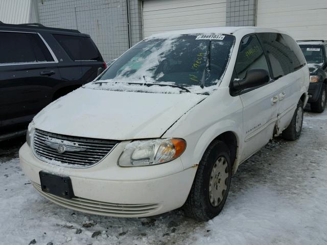 2C8GP443X1R206695 - 2001 CHRYSLER TOWN & COU WHITE photo 2