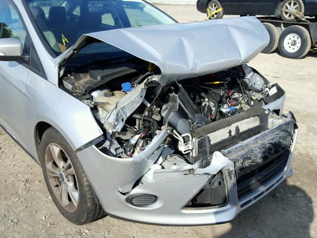 1FADP3F27EL153395 - 2014 FORD FOCUS SE SILVER photo 9