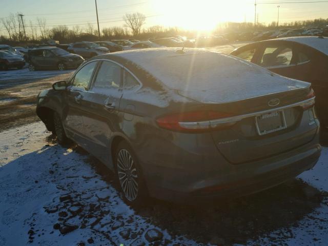 3FA6P0HD4HR178296 - 2017 FORD FUSION SE GRAY photo 3