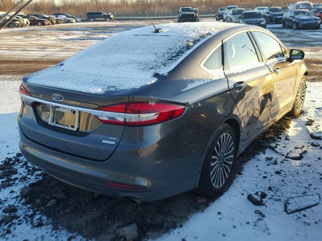 3FA6P0HD4HR178296 - 2017 FORD FUSION SE GRAY photo 4