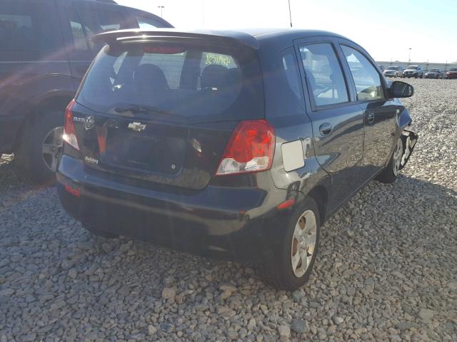 KL1TD62615B311798 - 2005 CHEVROLET AVEO BASE Qara foto 4