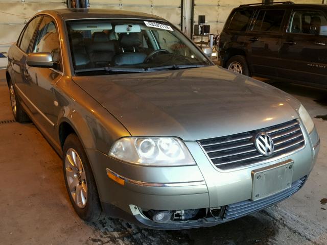 WVWPD63B03P287242 - 2003 VOLKSWAGEN PASSAT GLS GREEN photo 1