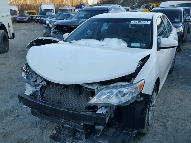 4T1BF1FK6CU509590 - 2012 TOYOTA CAMRY BASE WHITE photo 2