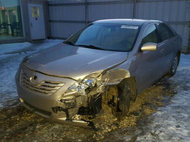 4T1BE46K57U046674 - 2007 TOYOTA CAMRY NEW GOLD photo 2